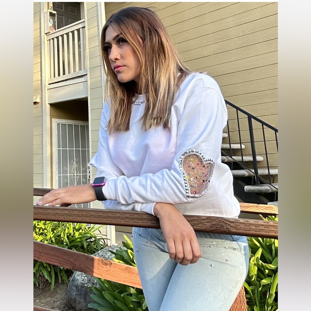 Crewneck sweatshirt rhinestone heart shaped sweatshirt for woman